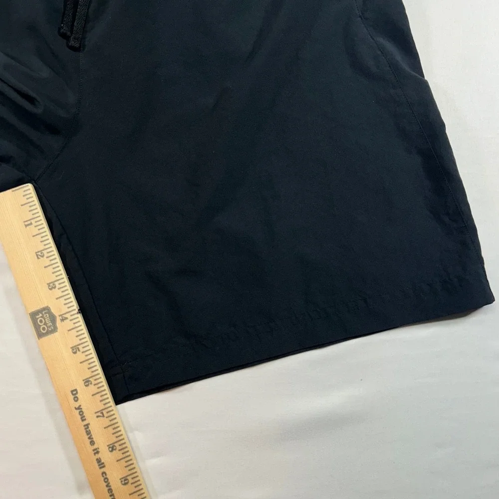 Under Armour Mens HeatGear Fitted Athletic Shorts Black Medium Drawstring Gym